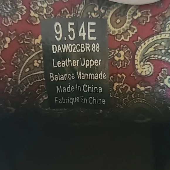 Dunham Chukka Boots, Brown Leather, Men's 9.5 4E - Picture 3 of 8